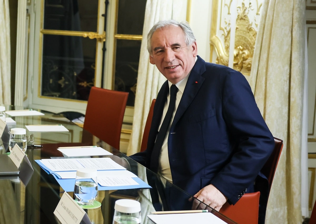Où est Bayrou quand la France s’effondre sous la dette ?