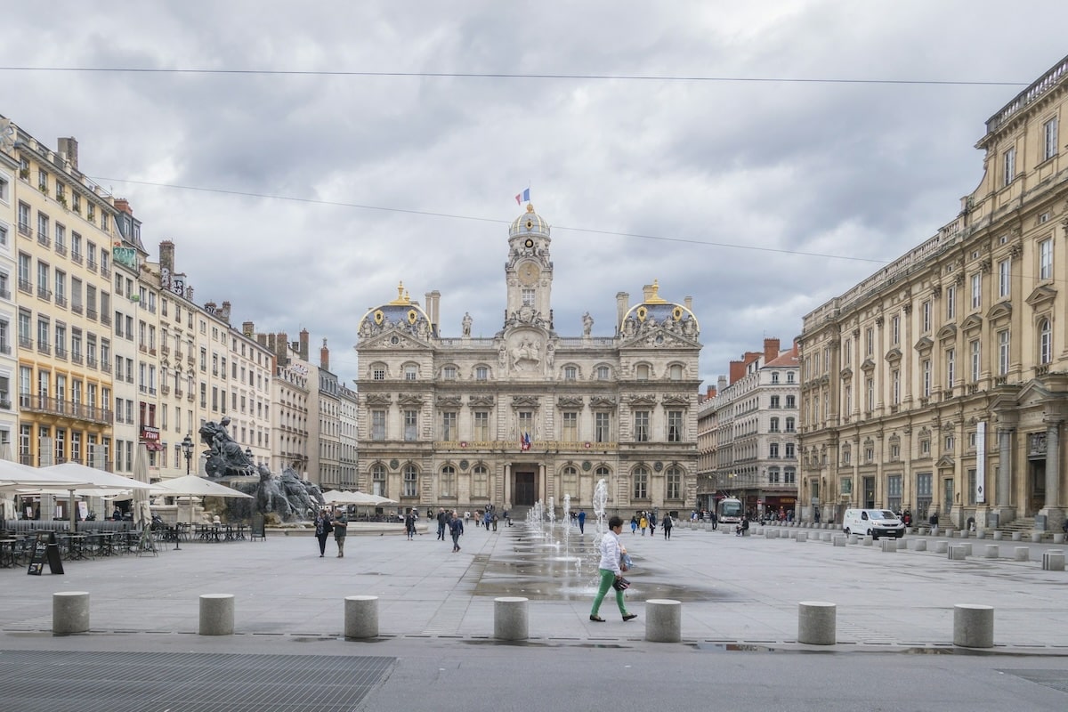 Créer une entreprise à Lyon : Guide pratique 2025