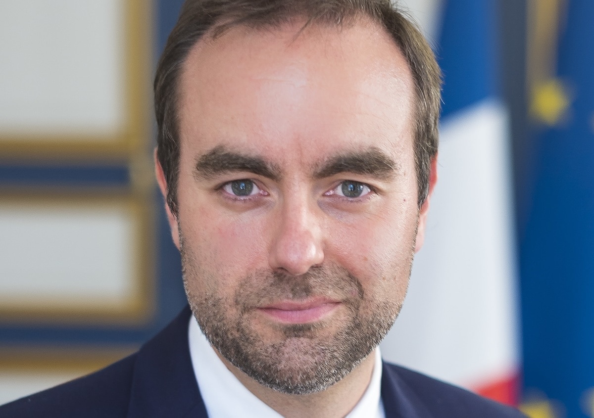 Quand Lecornu coupe dans la police et les prisons