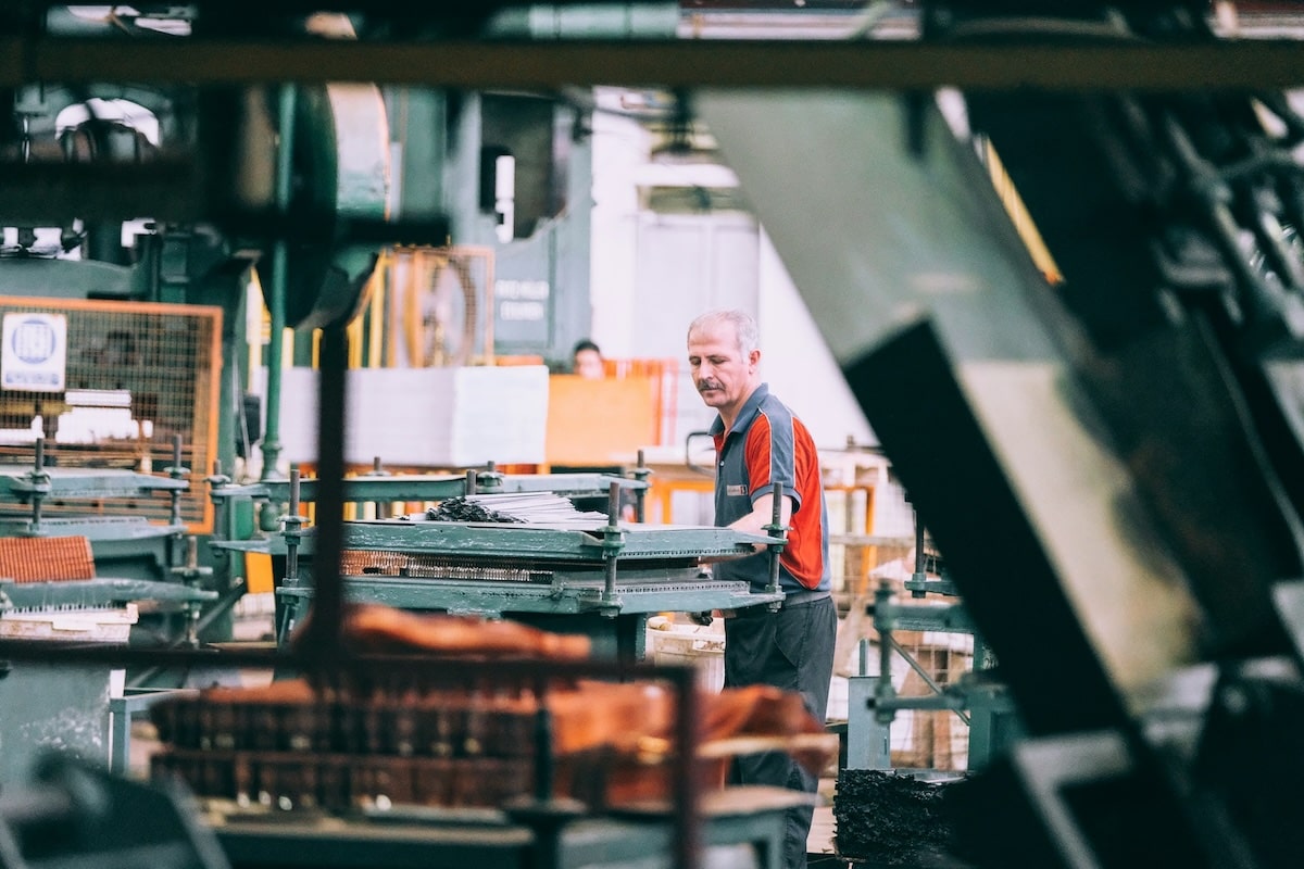 60 000 emplois supprimés en France