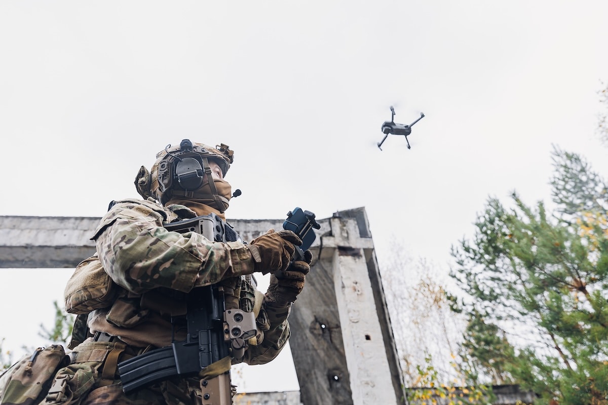 Nos bases nucléaires sans défense face aux drones ?