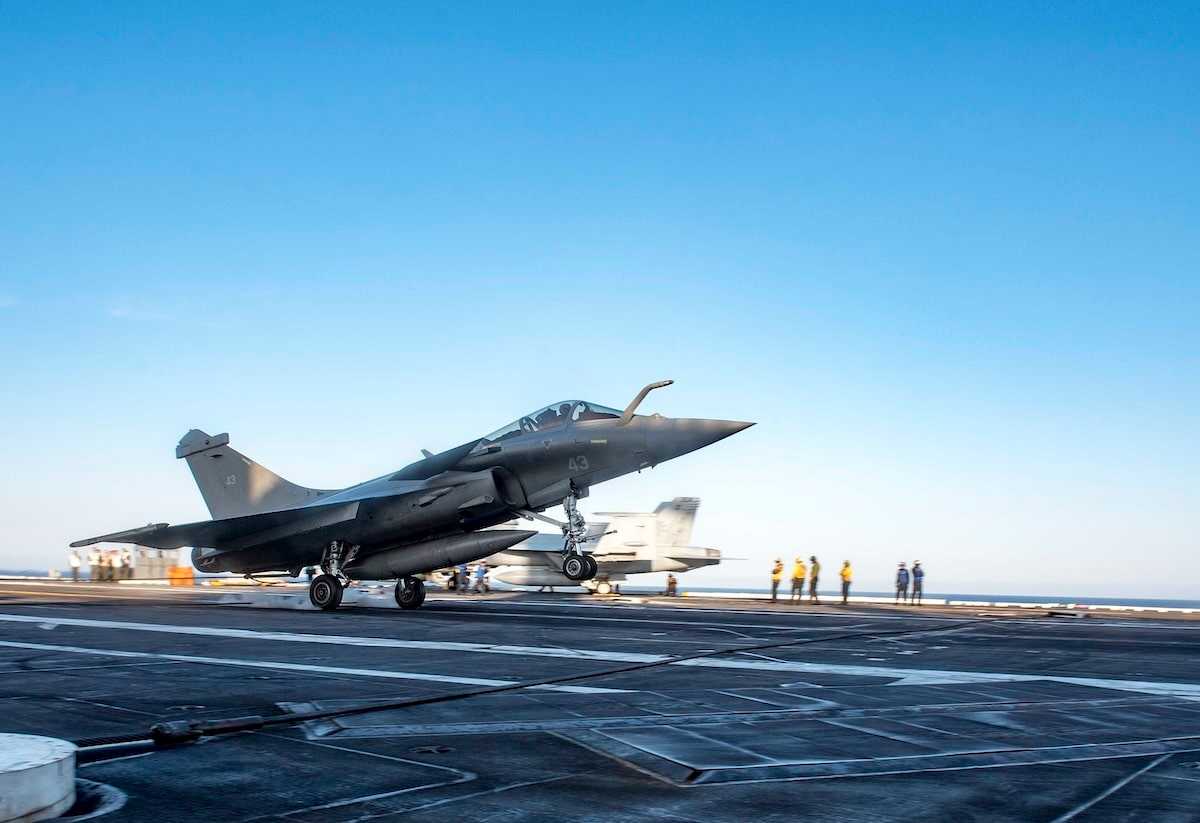 Avion de combat : l’Allemagne veut faire l’Europe de la défense sans Paris