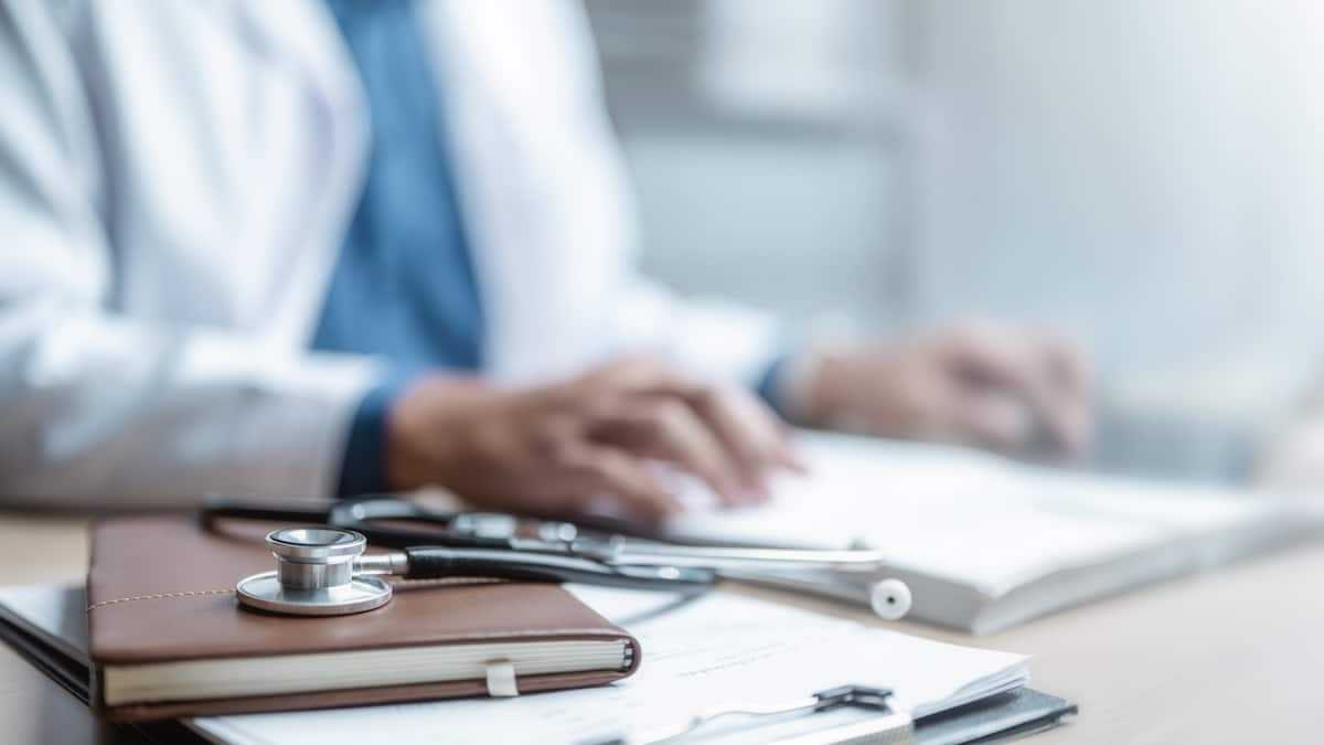 Arrêts maladie : l’État traite les malades en fraudeurs